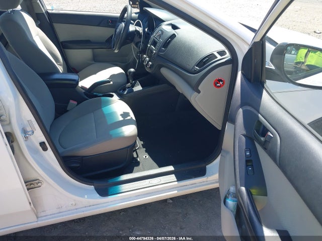 KIA FORTE EX - 5