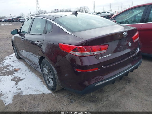 KIA OPTIMA LX - 3