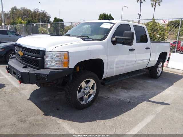 2014 Chevrolet SILVERADO 2500HD LT — фото 2