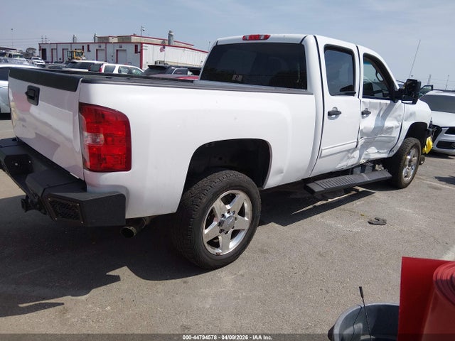 2014 Chevrolet SILVERADO 2500HD LT — фото 4