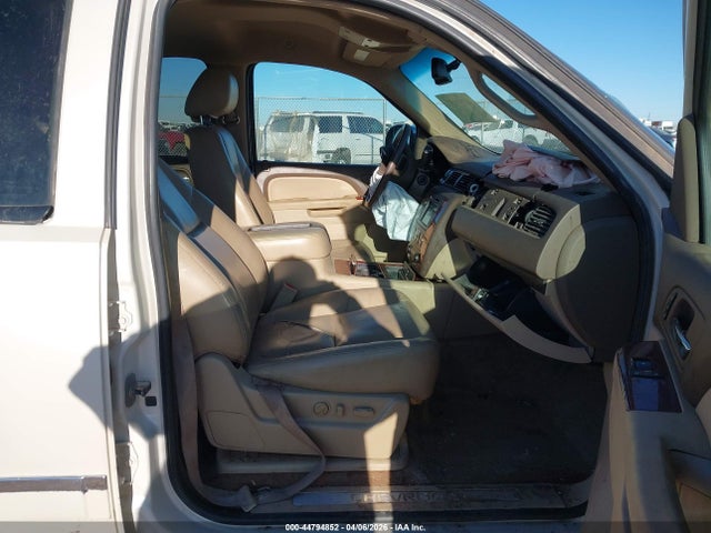 CHEVROLET AVALANCHE 1500 LTZ - 3