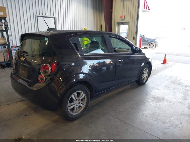 CHEVROLET SONIC LT AUTO - 4
