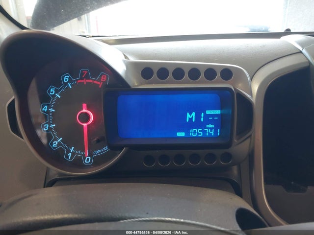 CHEVROLET SONIC LT AUTO - 7