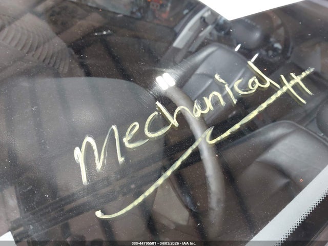 MERCEDES-BENZ E-CLASS - 6