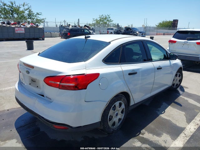 FORD FOCUS S - 4
