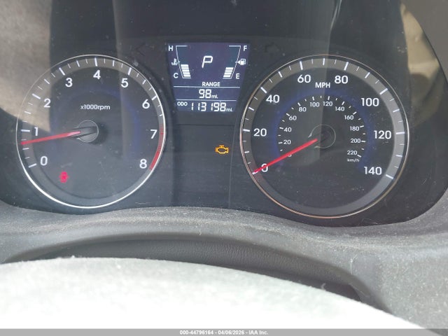 HYUNDAI ACCENT GLS - 7