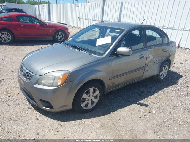 KIA RIO - 2