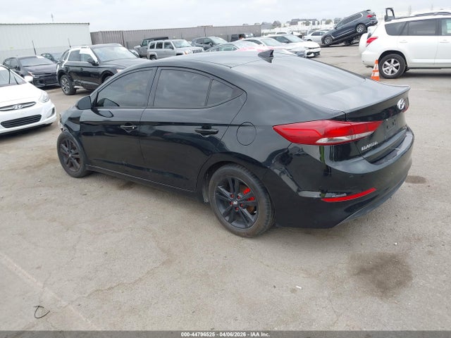 HYUNDAI ELANTRA SEL - 3