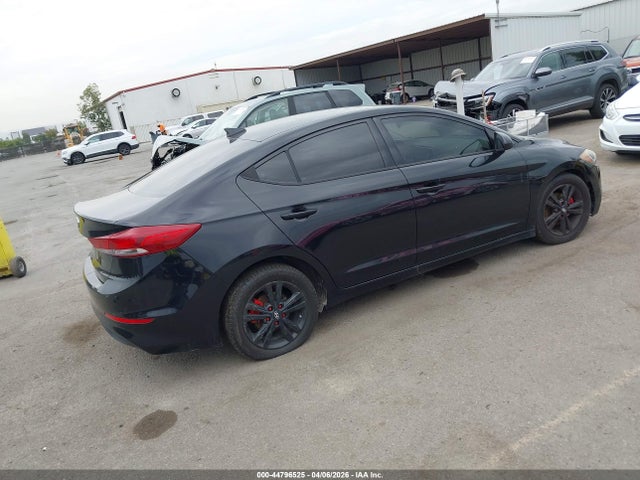 HYUNDAI ELANTRA SEL - 4