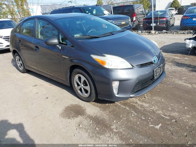TOYOTA PRIUS - 1