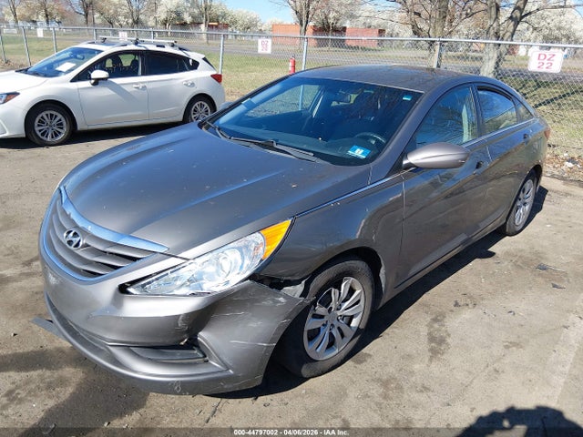 HYUNDAI SONATA GLS - 2