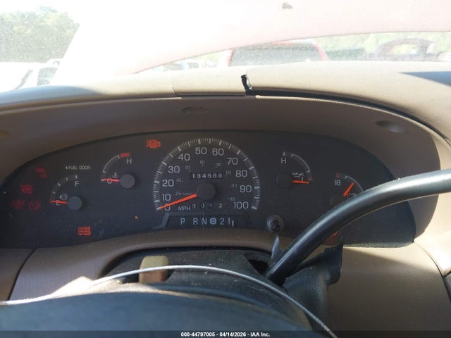 FORD F-150 STANDARD/XL/XLT - 7