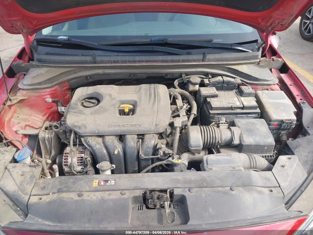 HYUNDAI ELANTRA VALUE EDITION - 10