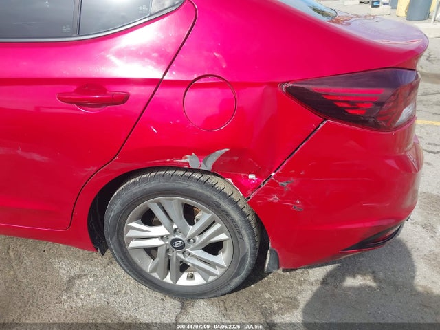 HYUNDAI ELANTRA VALUE EDITION - 6