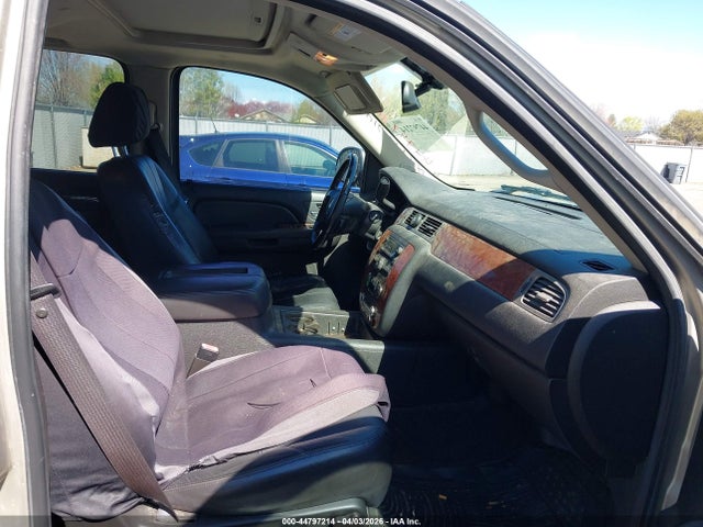 CHEVROLET AVALANCHE 1500 LT - 5