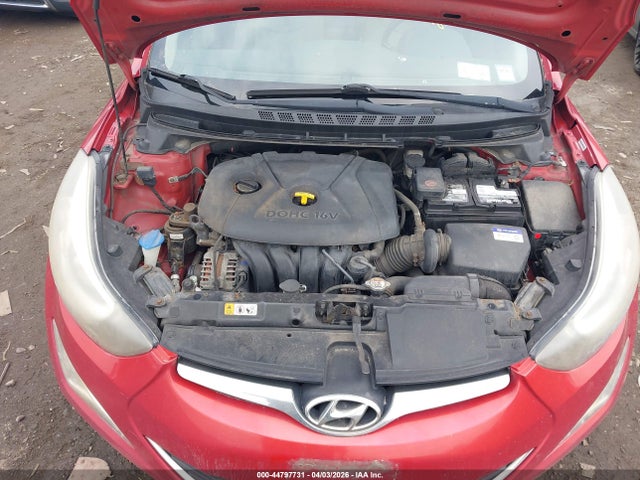 HYUNDAI ELANTRA SE - 10