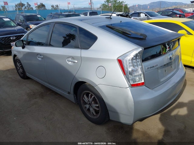 TOYOTA PRIUS - 3