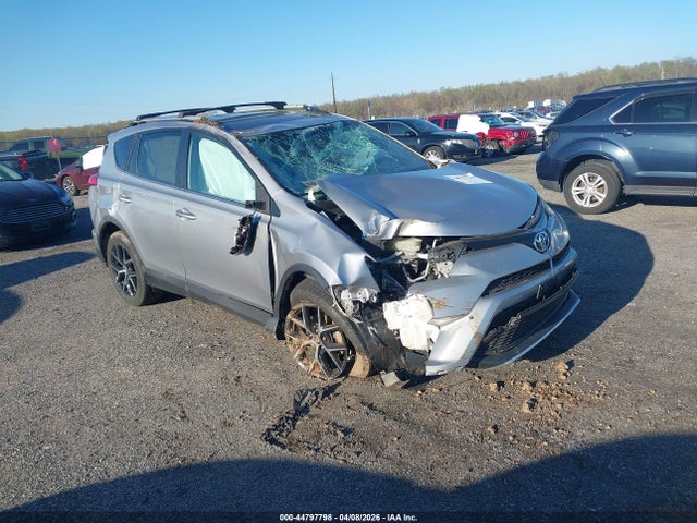 2016 TOYOTA RAV4 SE