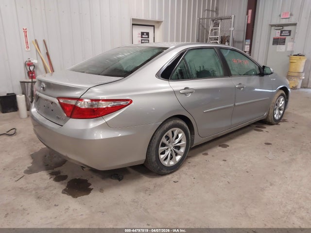 TOYOTA CAMRY - 4
