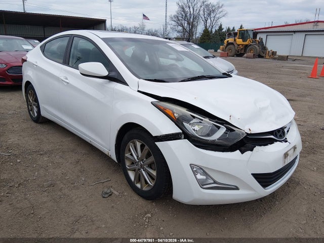 HYUNDAI ELANTRA SE - 1