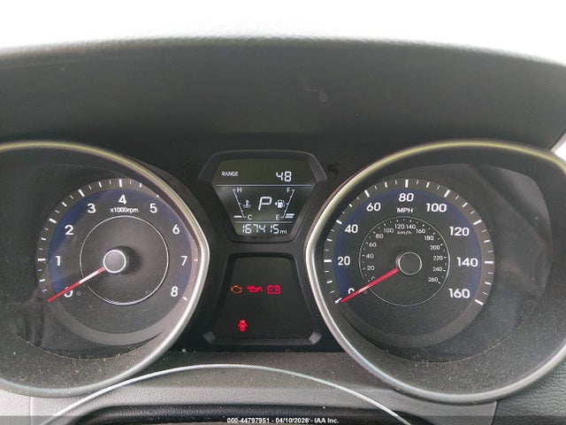 HYUNDAI ELANTRA SE - 7