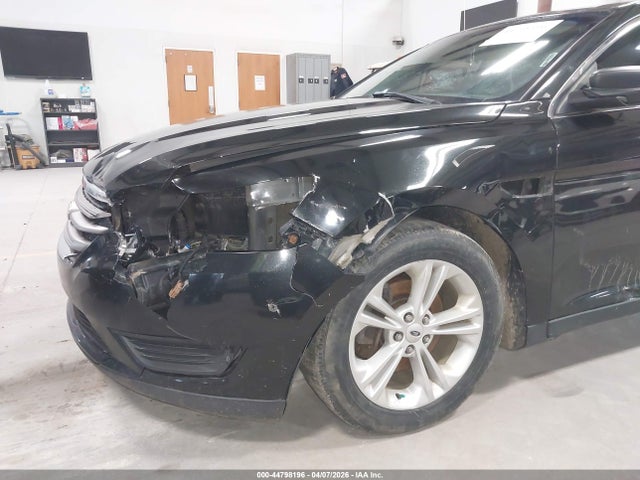 FORD TAURUS SE - 6