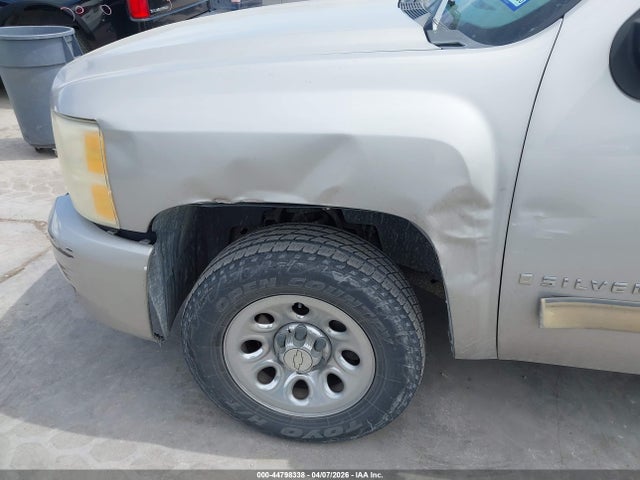 CHEVROLET SILVERADO 1500 LS - 6