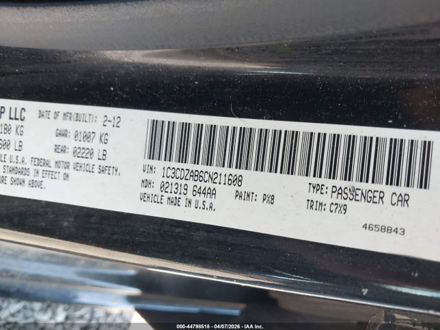 DODGE AVENGER SE - 9