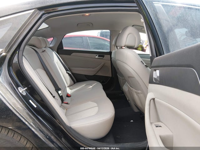 HYUNDAI SONATA HYBRID SE - 8