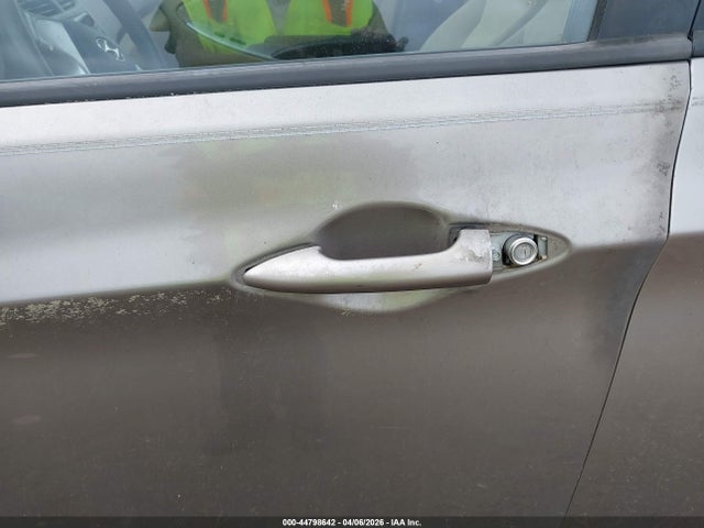 HYUNDAI ACCENT GLS - 6