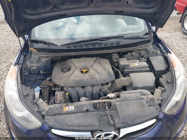 HYUNDAI ELANTRA GLS - 10