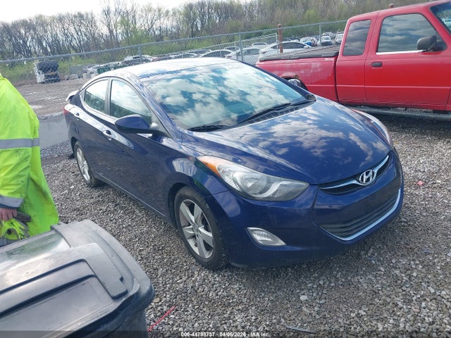 HYUNDAI ELANTRA GLS - 1