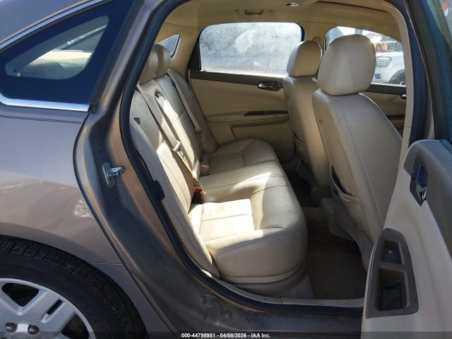 CHEVROLET IMPALA LT - 8