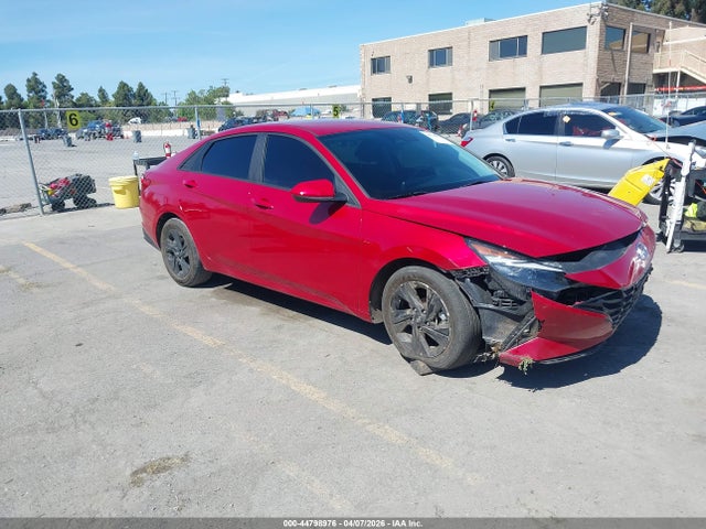 HYUNDAI ELANTRA SEL - 1