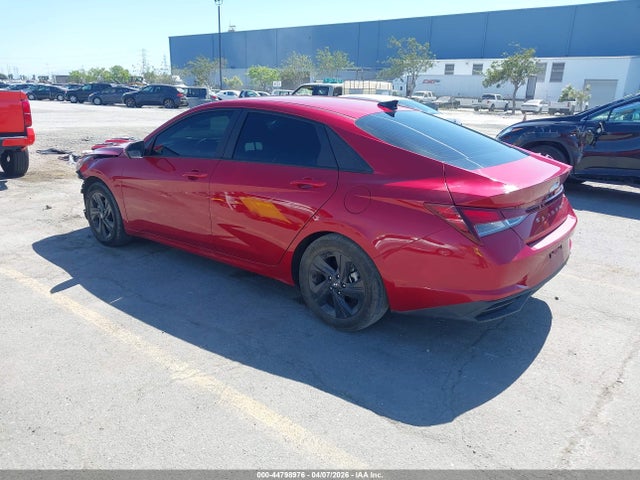 HYUNDAI ELANTRA SEL - 3