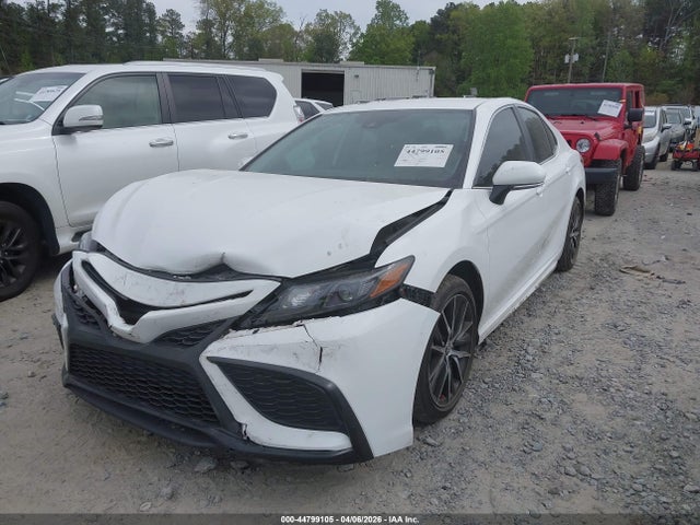 2024 TOYOTA CAMRY SE 3