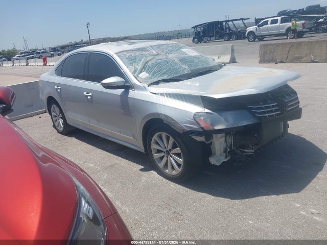 2012 VOLKSWAGEN PASSAT 2.5L SEL
