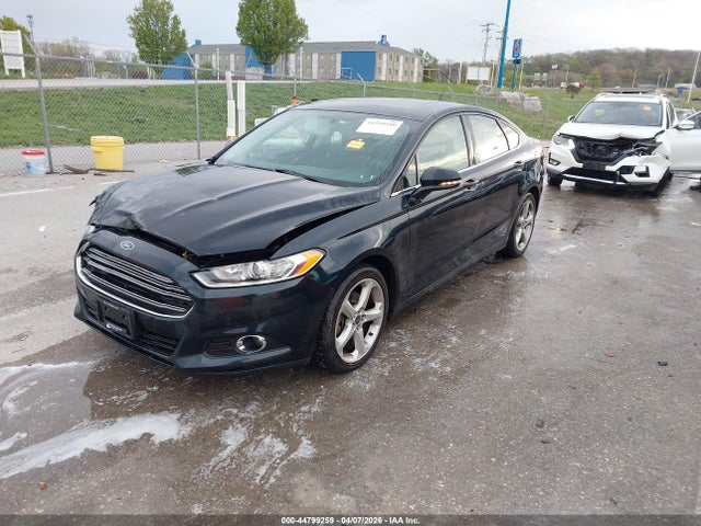 FORD FUSION SE - 2