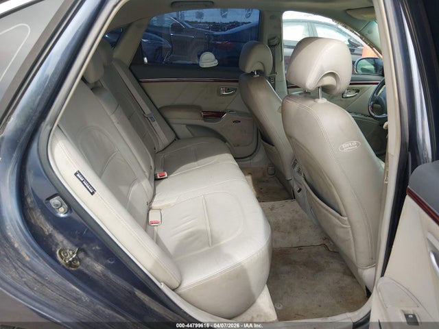 HYUNDAI AZERA LIMITED/SE - 8