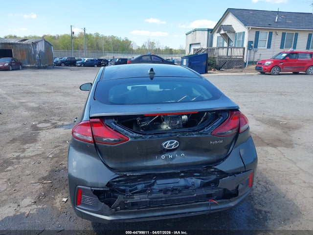 HYUNDAI IONIQ HYBRID SE - 6