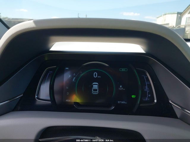 HYUNDAI IONIQ HYBRID SE - 7