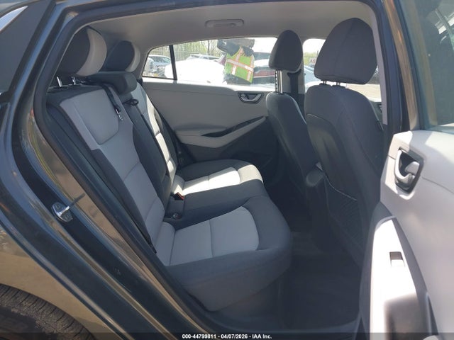 HYUNDAI IONIQ HYBRID SE - 8