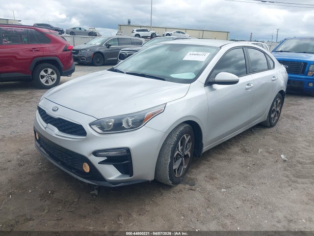 KIA FORTE LXS - 2