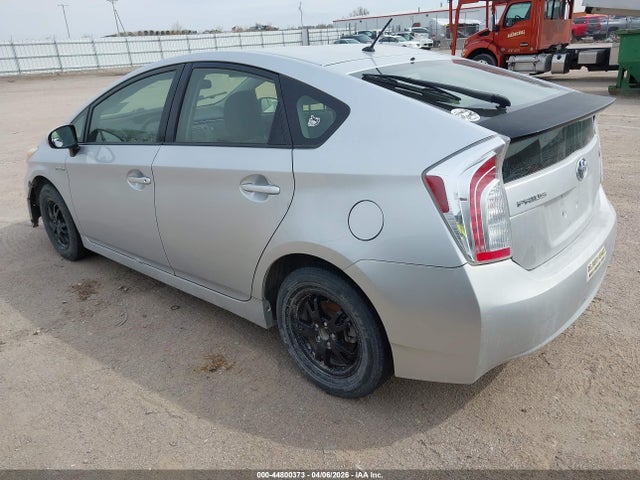 TOYOTA PRIUS - 3