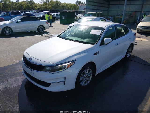 KIA OPTIMA LX - 2