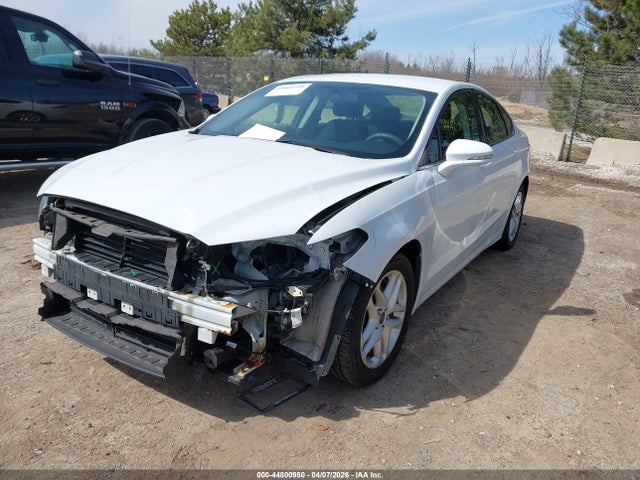 FORD FUSION SE - 2