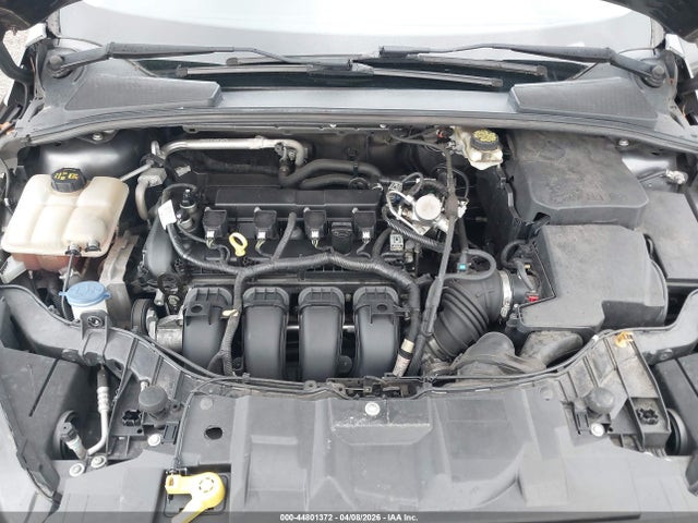 FORD FOCUS SE - 10