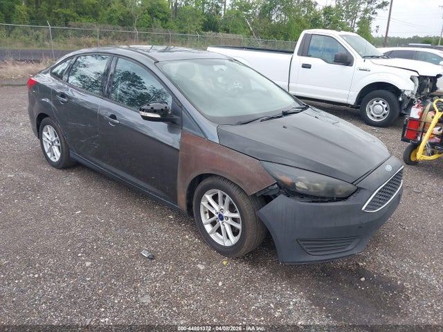 FORD FOCUS SE - 1