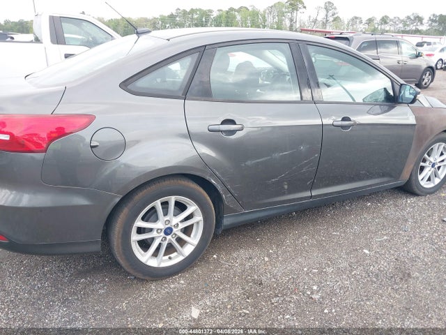 FORD FOCUS SE - 6