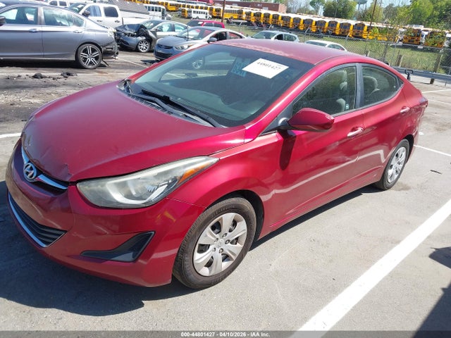 HYUNDAI ELANTRA SE - 2